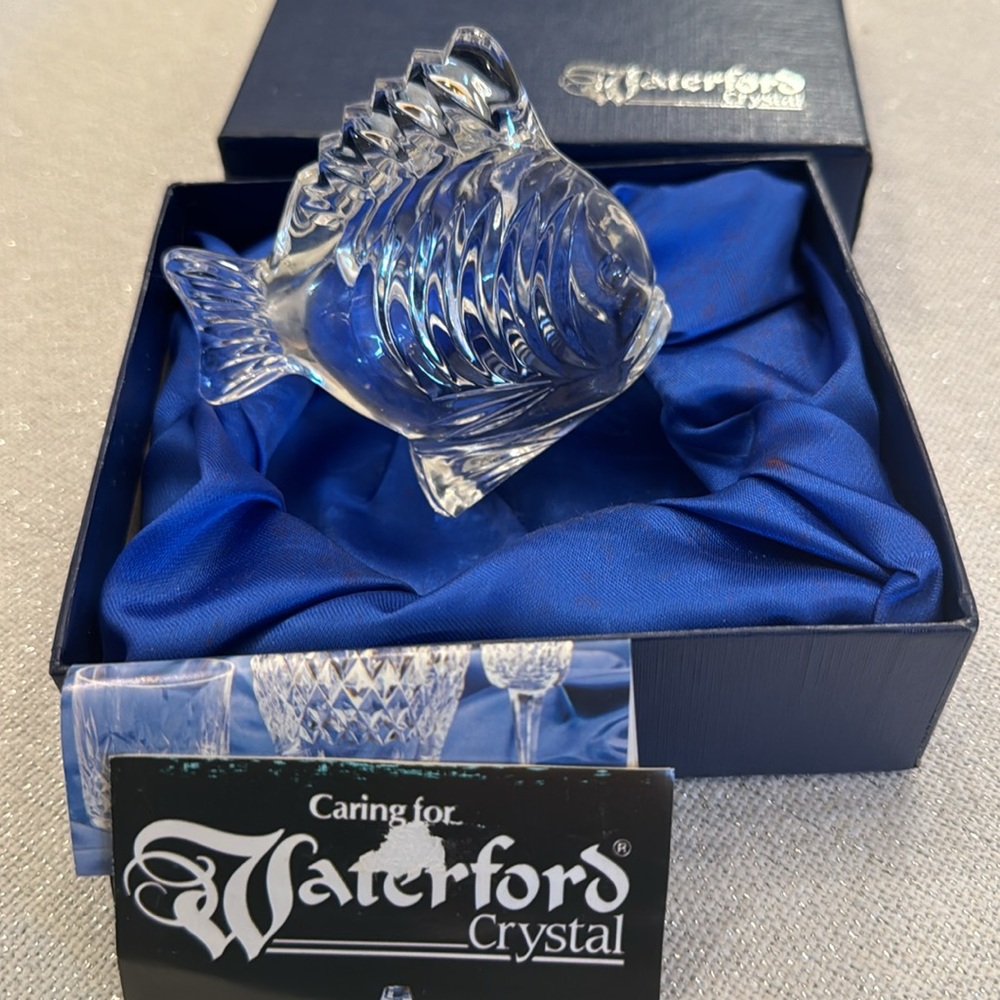 Waterford Crystal Fish in Box - Picture 3 of 3